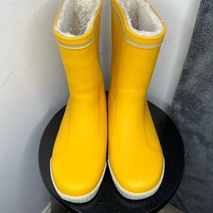 Tretorn Womens Rain Water Boots Size 38 - 7/12 Lined Rubber Yellow Shoes